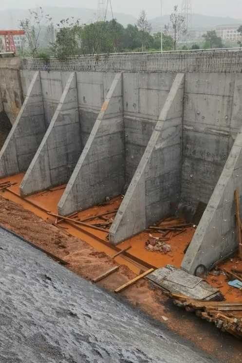 巢湖庐江县锚杆式挡土墙